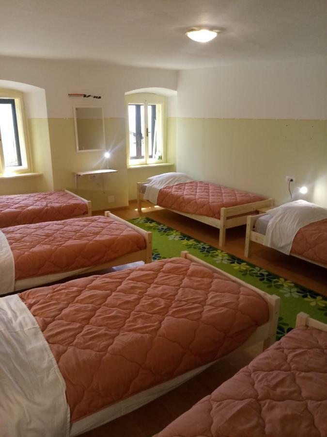Gostilna Tratnik Hotel Col Exterior photo